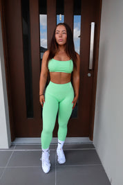 V Back Scrunch Tight - Apple