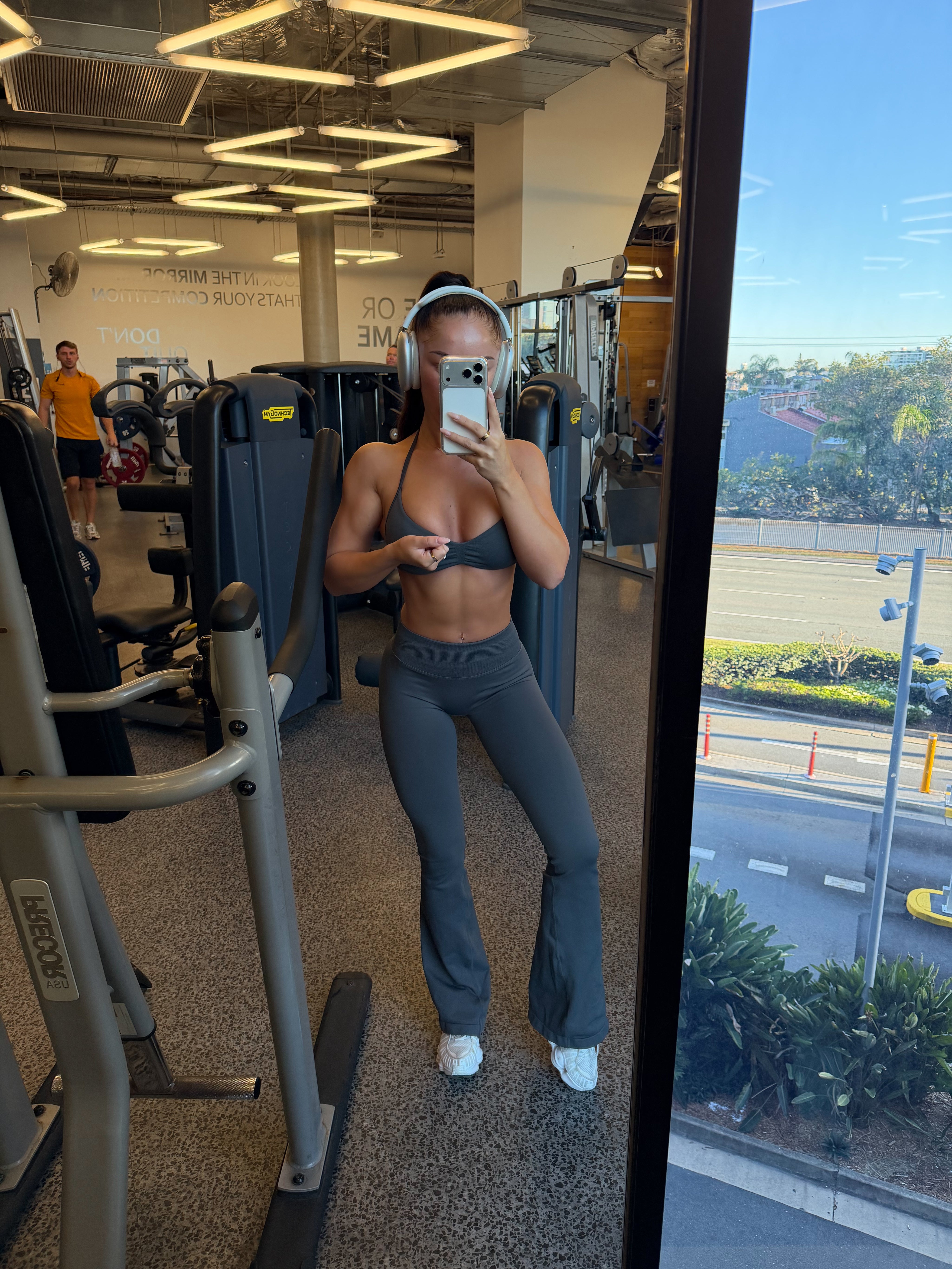 Core Scrunch Flares - Dark Grey
