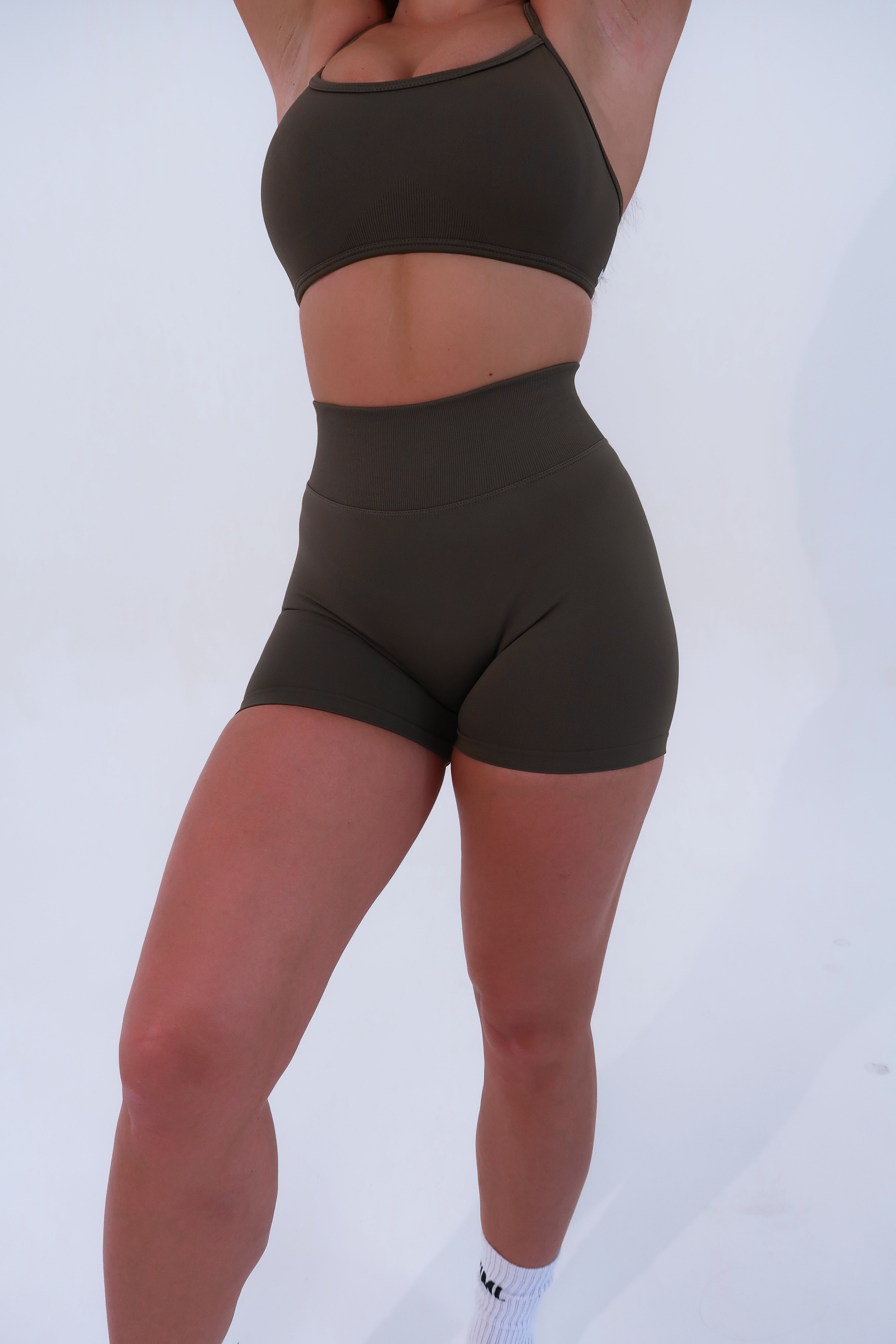 Ultimate Scrunch Shorts - True Khaki