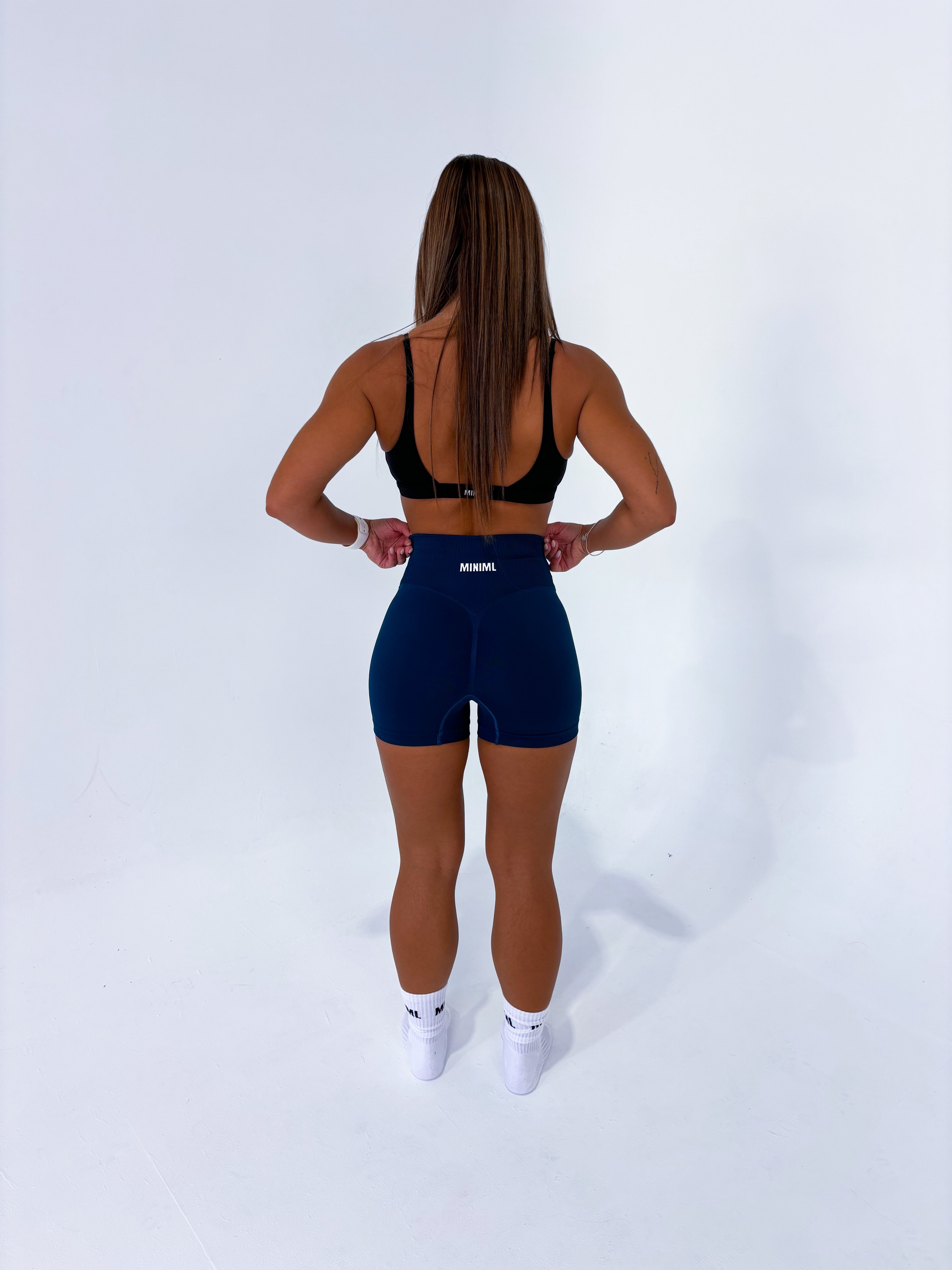 Ultimate Scrunch V Short - Midnight Blue