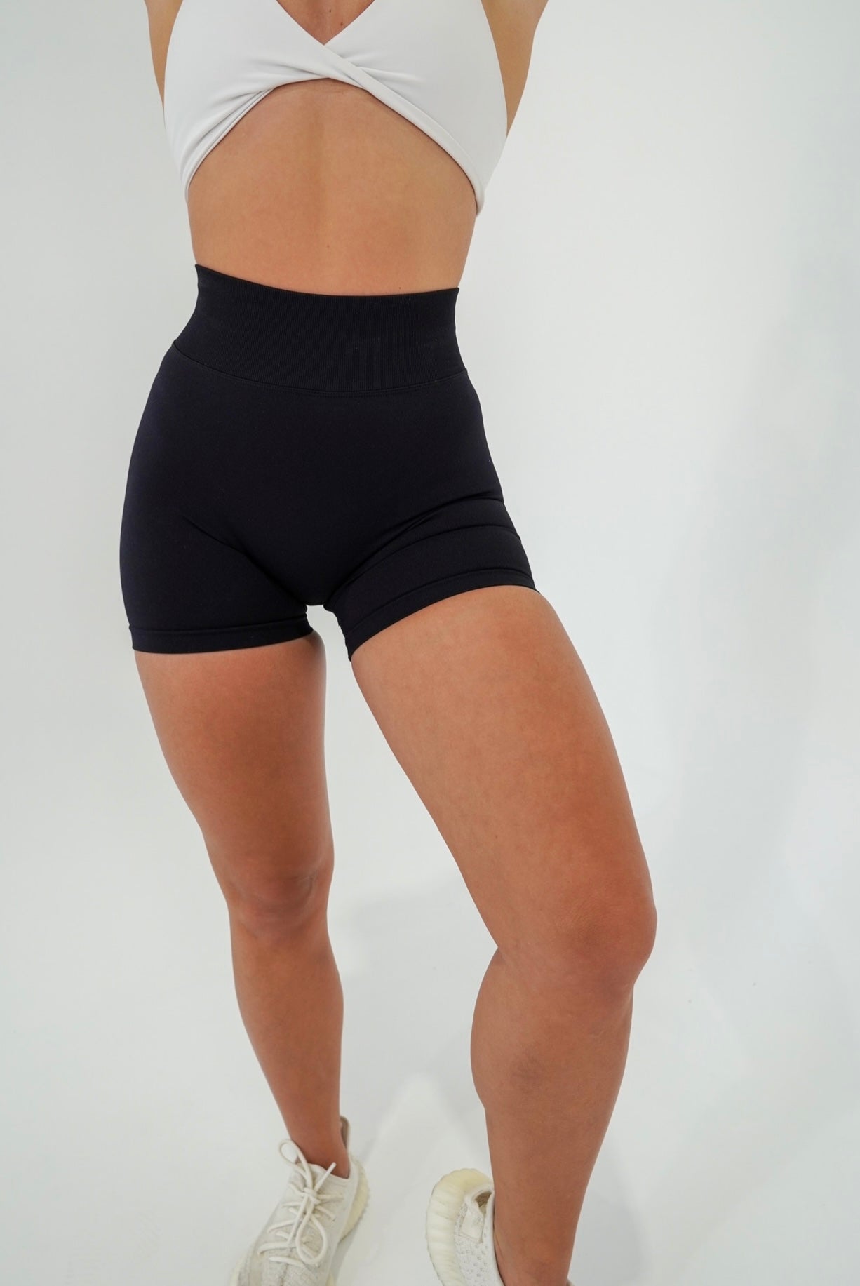 Ultimate Scrunch Shorts - Black