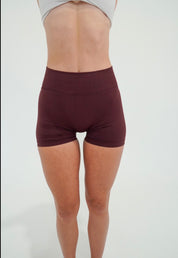 Ultimate Scrunch Shorts - Burgundy
